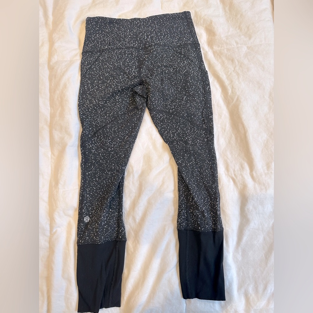 Lululemon leggings size 4